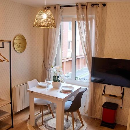 Studio Exotic - Proche Gare - Wifi - Netflix Appartement Amiens Buitenkant foto